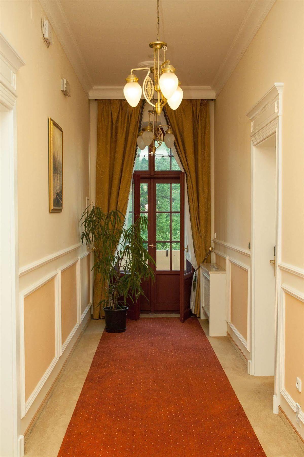 Villa Ritter 卡罗维发利 外观 照片
